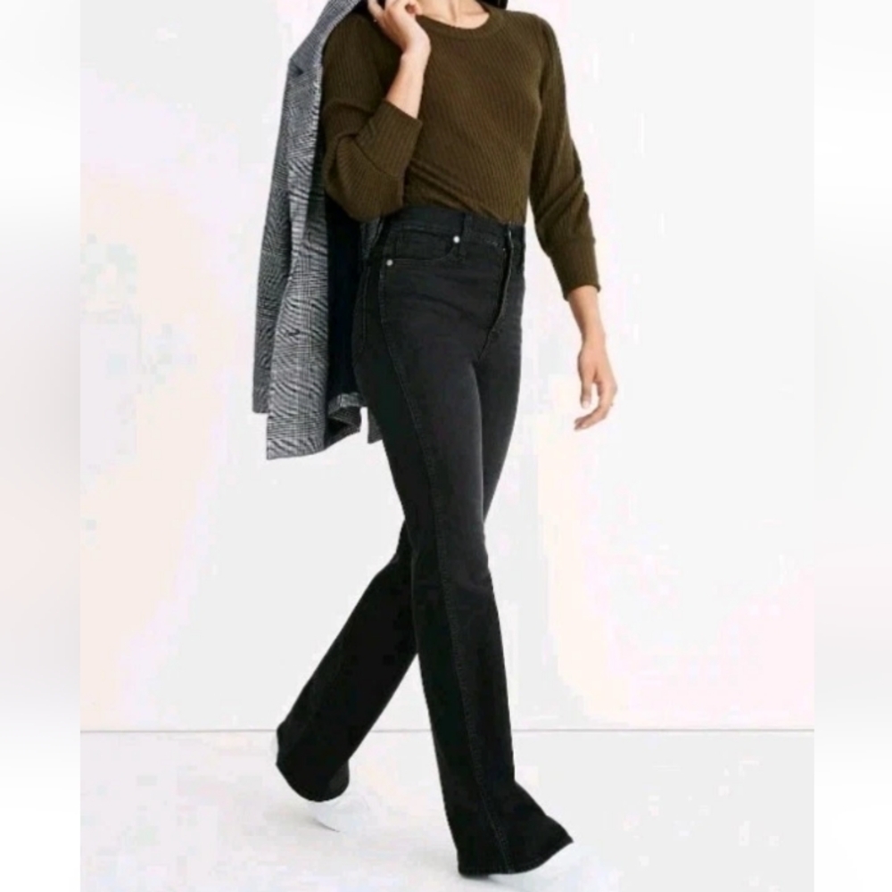 Madewell Mid-Rise Kick Out Jeans Women's Size W25 Black Strech Fit-Flare NEW